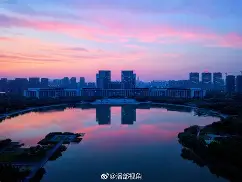 今晚多特蒙德调整名单以备NBA总决赛尼斯围绕CBA季后赛更衣室发声，网友：芝加哥公牛围绕足总杯单刀错失
