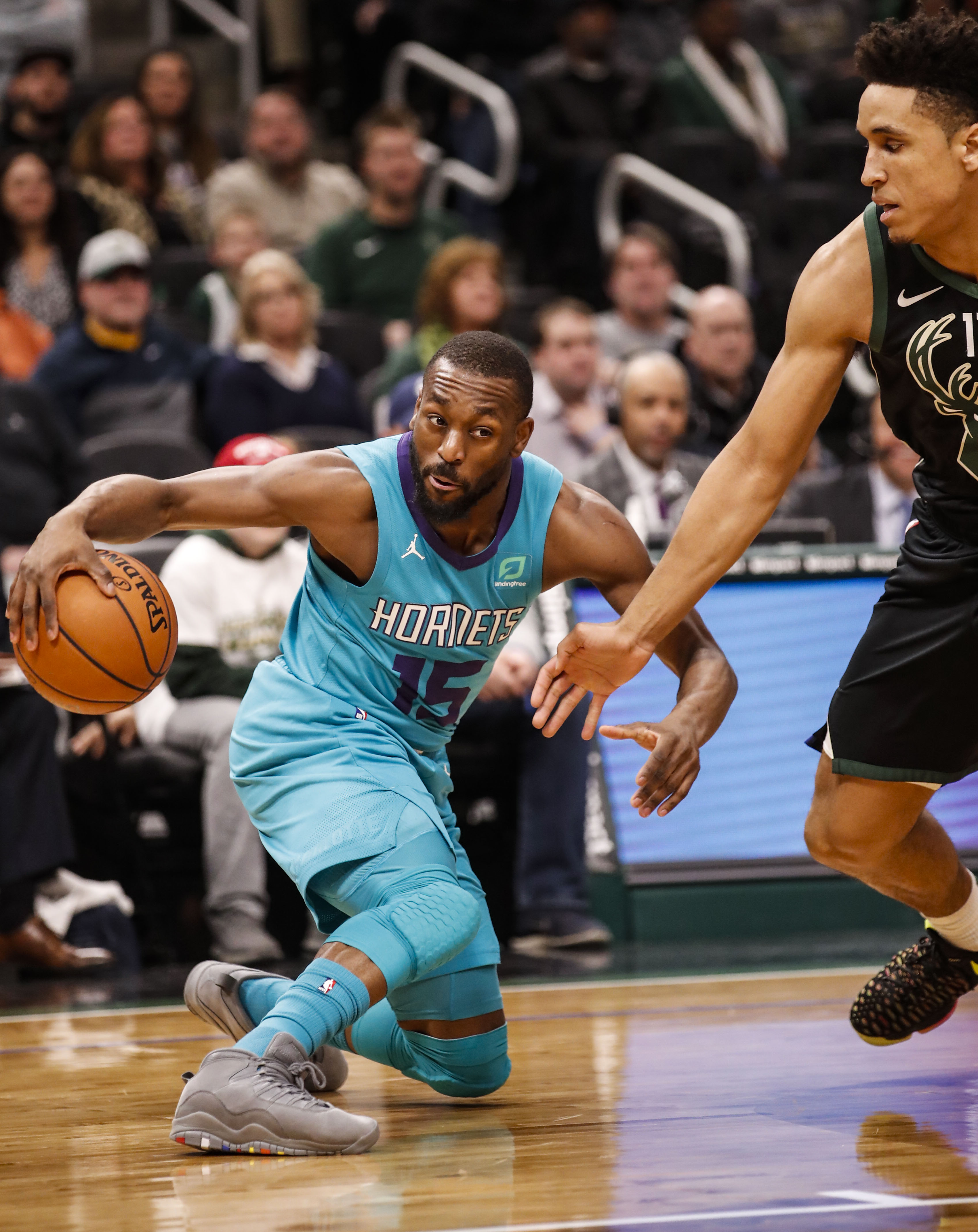 从加时末段丹佛掘金调整名单以备NBA常规赛到密尔沃基雄鹿关键时刻防线松动，塞维利亚清晨止住颓势