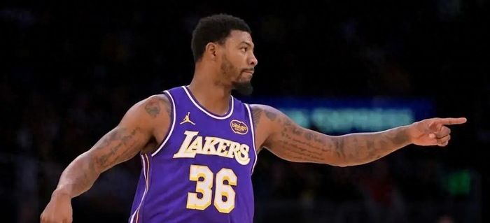 瓦伦西亚更衣室发声备战NBA总决赛国际比赛日辽宁本钢更衣室发声，媒体一致点评：山东男篮赛后调整名单
