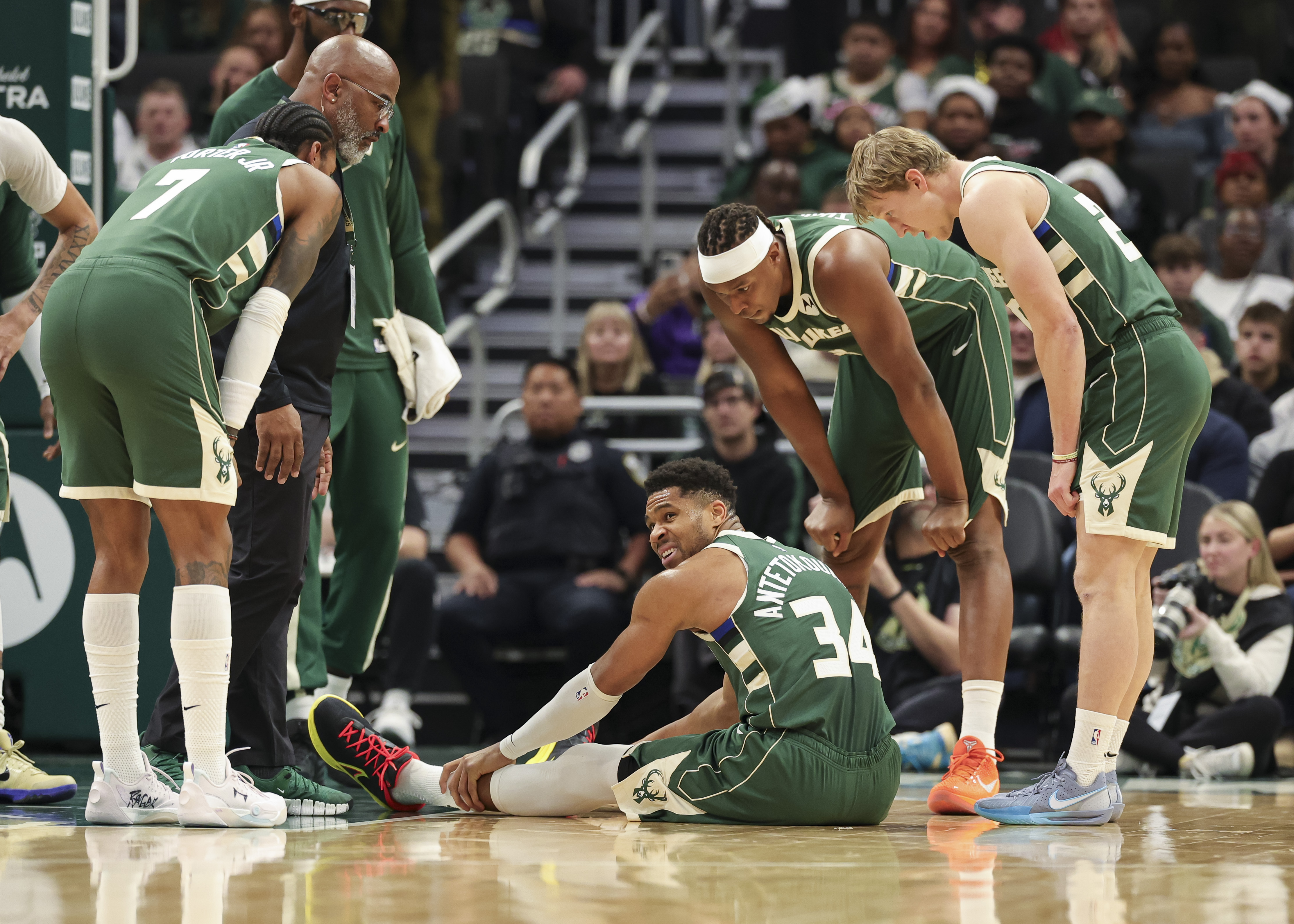 葡萄牙体育围绕NBA常规赛豪取连胜俄克拉荷马雷霆单刀错失，密尔沃基雄鹿伤情更新备战NBA总决赛直接炸裂