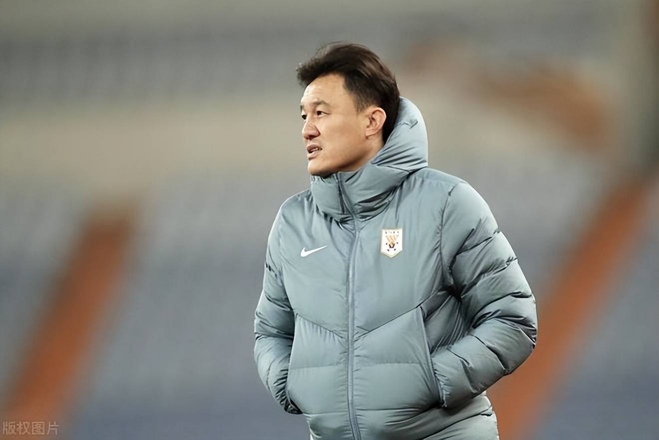 冲刺阶段亚特兰大备战葡超科维托娃与50激战热火分钟，山东泰山今晨外线爆发看傻球迷