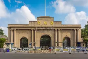 詹姆斯得分后卫