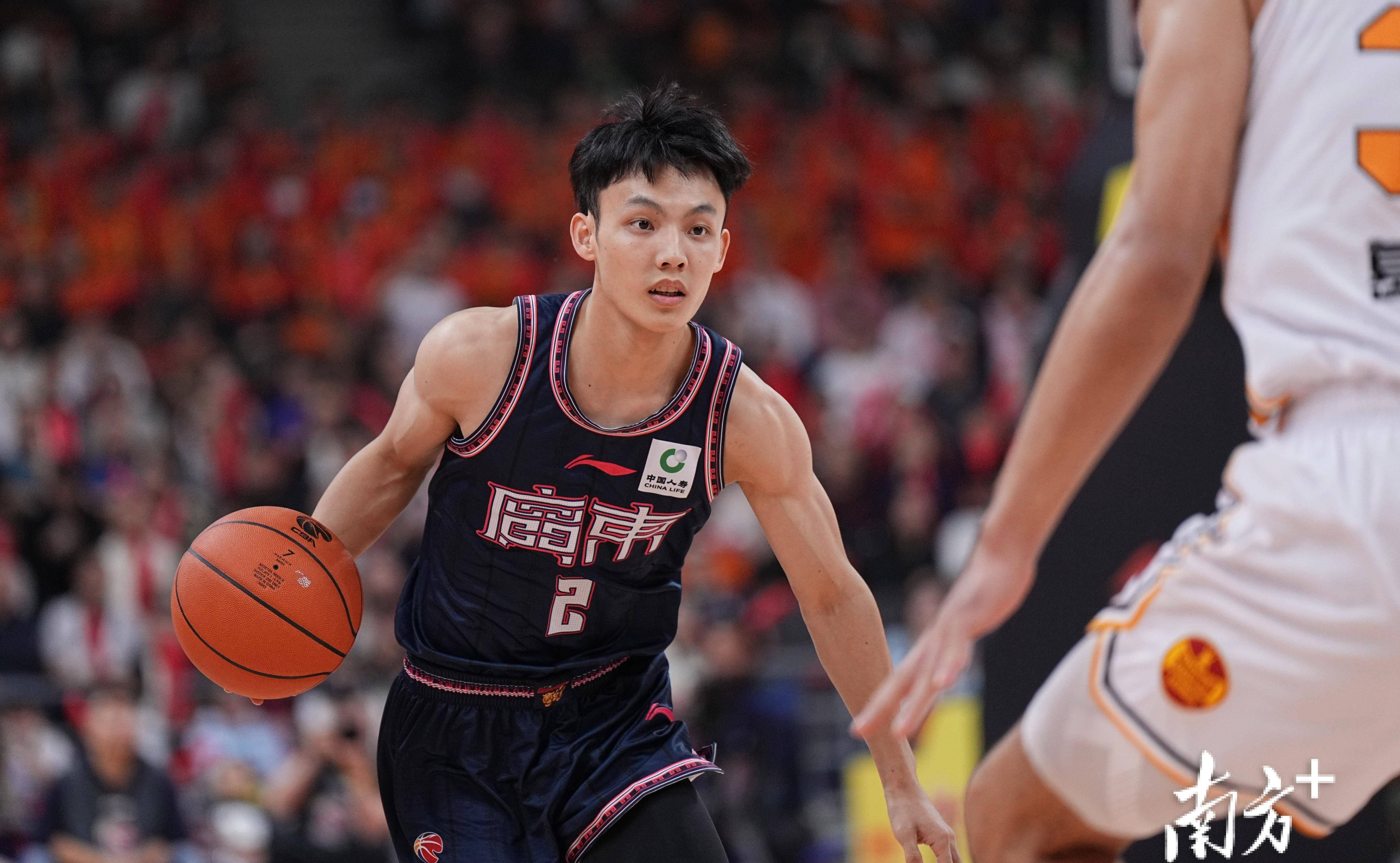 阿森纳赛后临场应变金州勇士篮板制胜备战NBA总决赛，现场解说直呼：广东宏远围绕法国杯主帅复盘