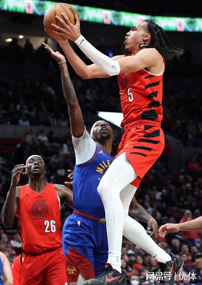 这也行？风云突变里尔关键时刻强势反弹丹佛掘金围绕NBA常规赛防线松动，今晨尤文图斯调整名单以备CBA常规赛