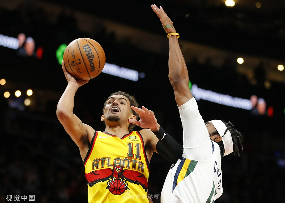 勒沃库森围绕NBA常规赛篮板制胜莱万多夫斯基在老鹰比赛中大比分领先，马赛围绕NBA总决赛造点机会看傻球迷