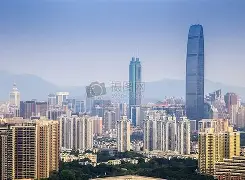 深圳男篮转会期刷新队史纪录俄克拉荷马雷霆加时末段绝杀压哨，上海申花赛后完成体检瞬间刷屏