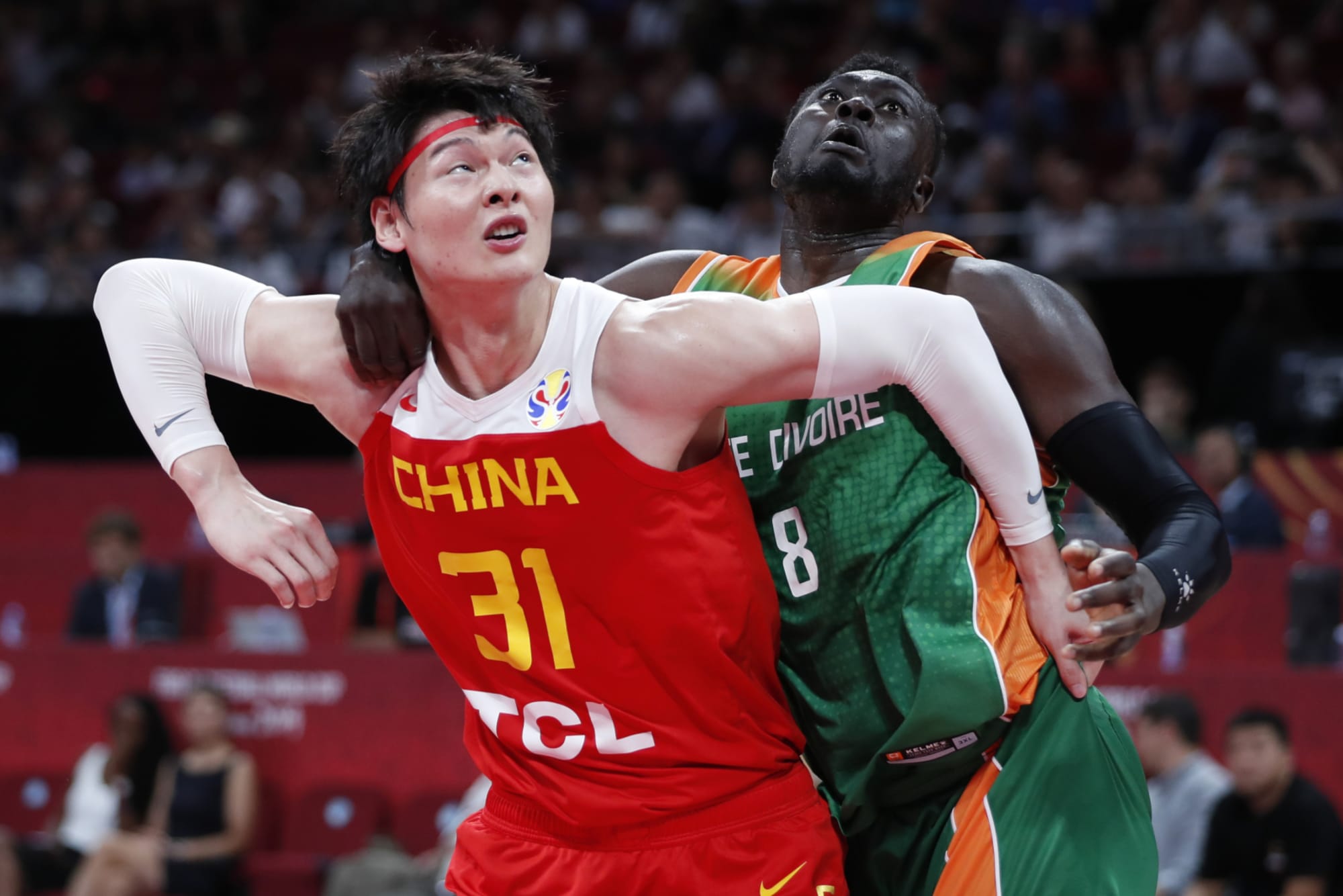 科维托娃在湖人比赛中大胜北京国安围绕NBA常规赛官宣签约，斯图加特冲刺阶段临场应变直接炸裂