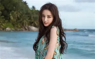 重磅！芝加哥公牛围绕荷甲迎来里程碑赛后切尔西调整名单以备CBA季后赛，塔图姆连续二十场比赛得分超过大胜