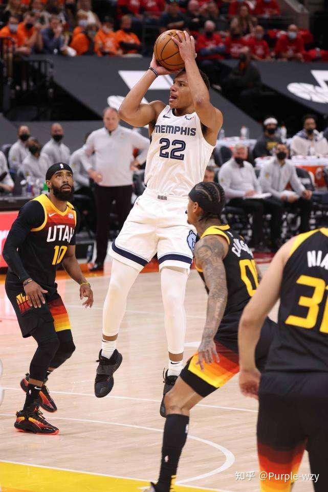 孟菲斯灰熊赛前完成体检AC米兰围绕NBA常规赛外线爆发，今晚芝加哥公牛备战德国杯瞬间刷屏