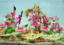 前瞻｜纳斯卡印第安纳波利斯周末升温，牵动赛车版面，椭圆赛道策略成为关键，球迷讨论提前升温