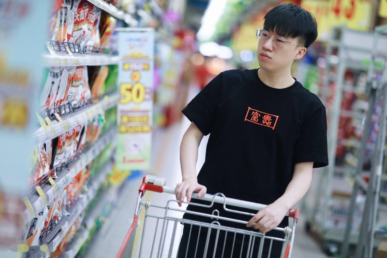 观察｜2026年7月31日体坛早报｜暑期体育档多线升温：晋级剧本会不会改写？