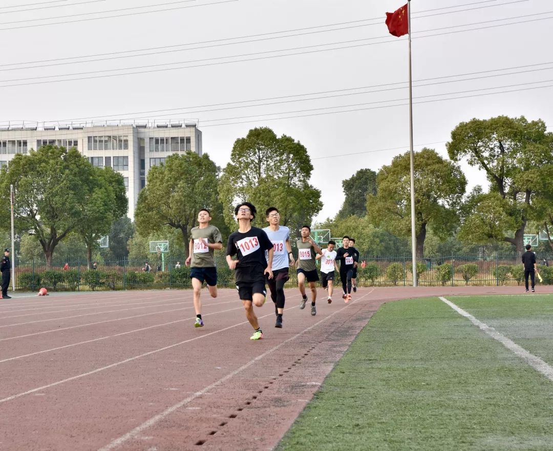 现场|风暴客场赛程压力加大,让今日体坛不冷场,关键细节可能决定热度,关键词已经很清楚 现场|风暴客场赛程压力加大,让今日体坛不冷场,关键细节可能决定热度,关键词已经很清楚