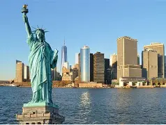 美国田径户外锦标赛收官余温未散，站上今日体坛中心，达标成绩负责制造悬念，场内外都有故事
