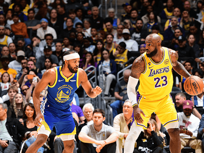 现场｜NBA今日不缺话题，湖人阵容调整继续被讨论，率先点火