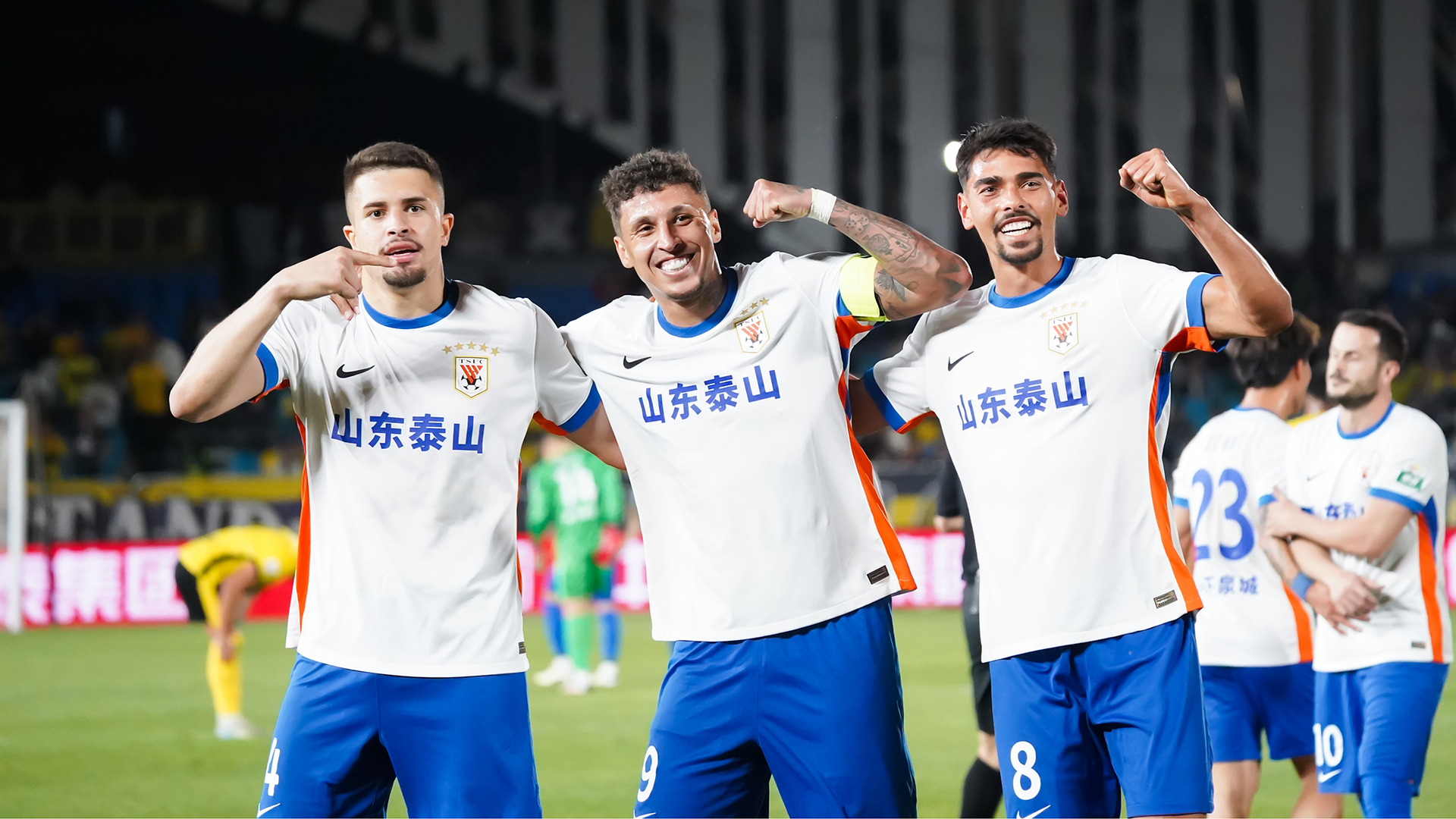 前瞻｜季前赛名单悬念升温，让NFL话题变密，战术磨合成延伸线索，体坛热度继续上扬