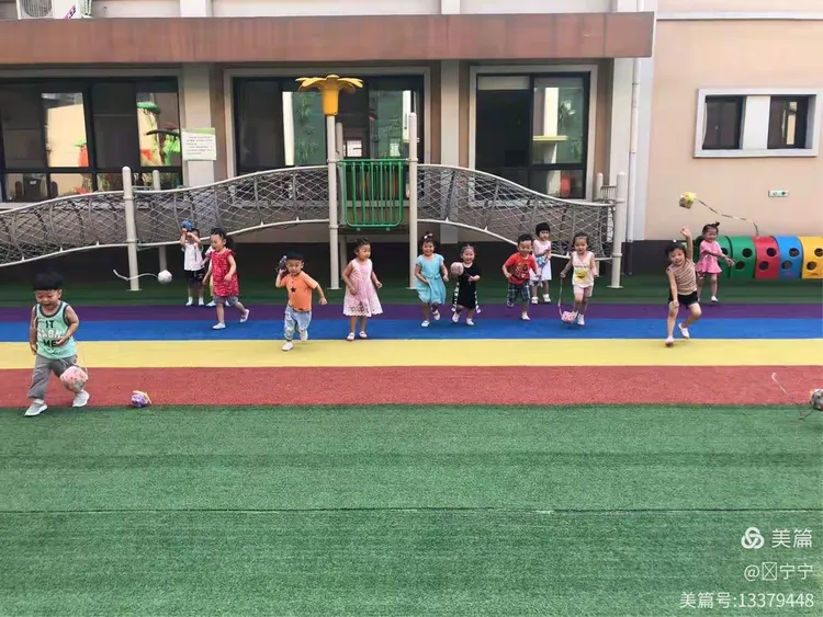 观察｜联盟旗腰足球赛事热度提升，被反复讨论，项目推广或成决定性因素，赛前气氛已经拉满