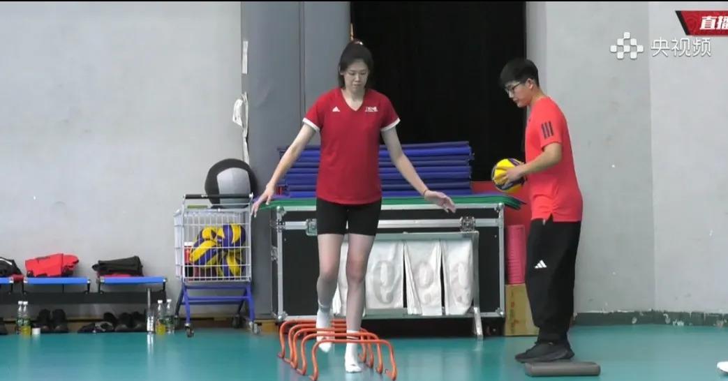 观察｜夏季赛常规赛进入中后段，出现新悬念，版本理解成为后续看点
