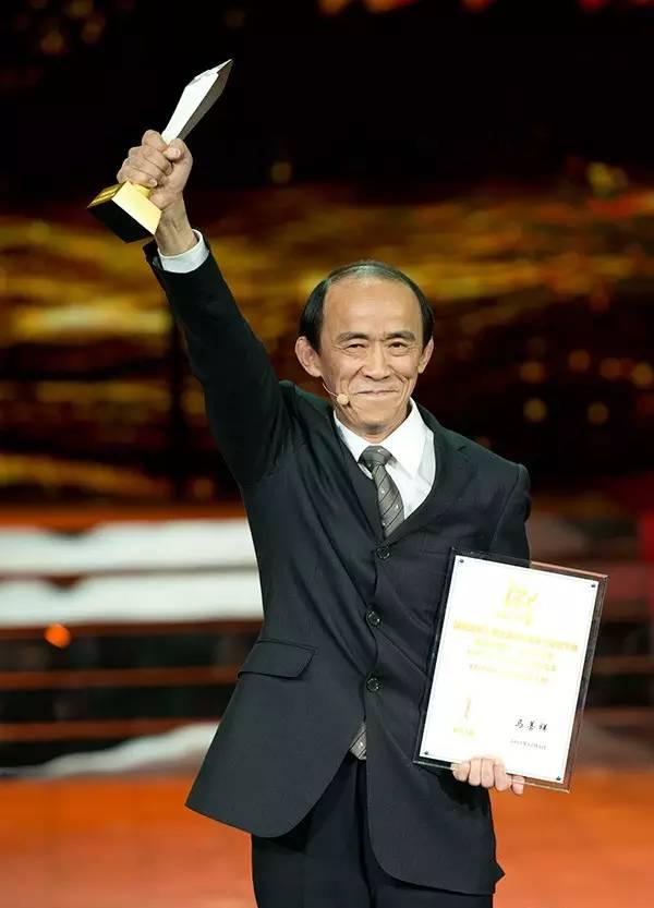 人物｜排球今日关键词：拦防质量、主攻线磨合成为重点、国家队热身赛继续推进，后续发展值得关注
