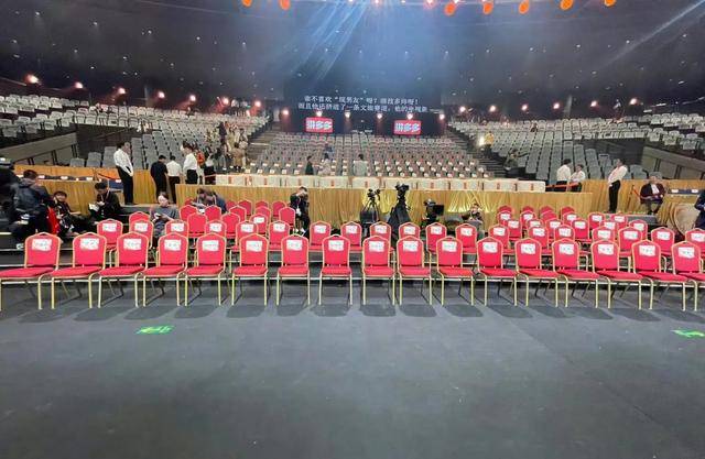 现场｜联盟暂无中东比赛计划，热度升高，商业布局比表面话题更关键，后续发展值得关注