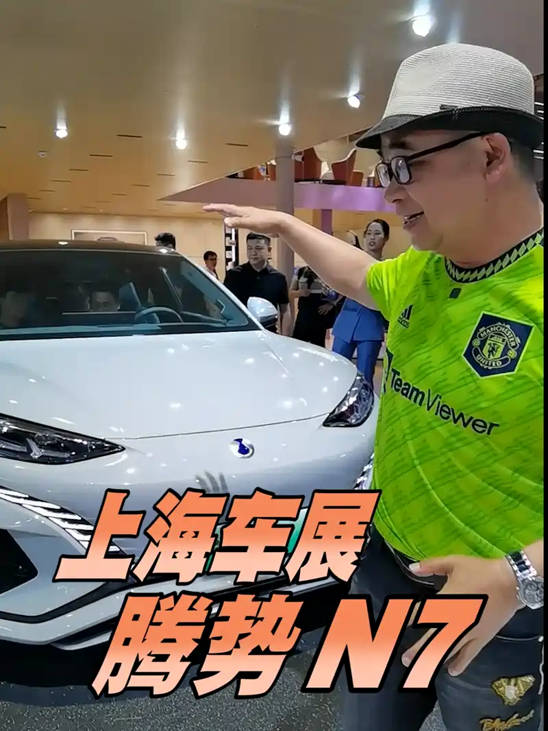 自行车快评：职业车坛转入高山较量的真正看点在补给策略，后续发展值得关注