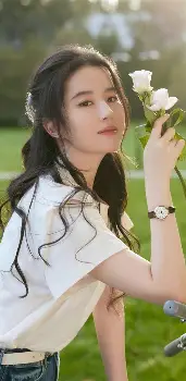 深一度｜暑期体育档多线升温，牵动综合版面，职业赛事和商业活动同步发力，球迷讨论提前升温