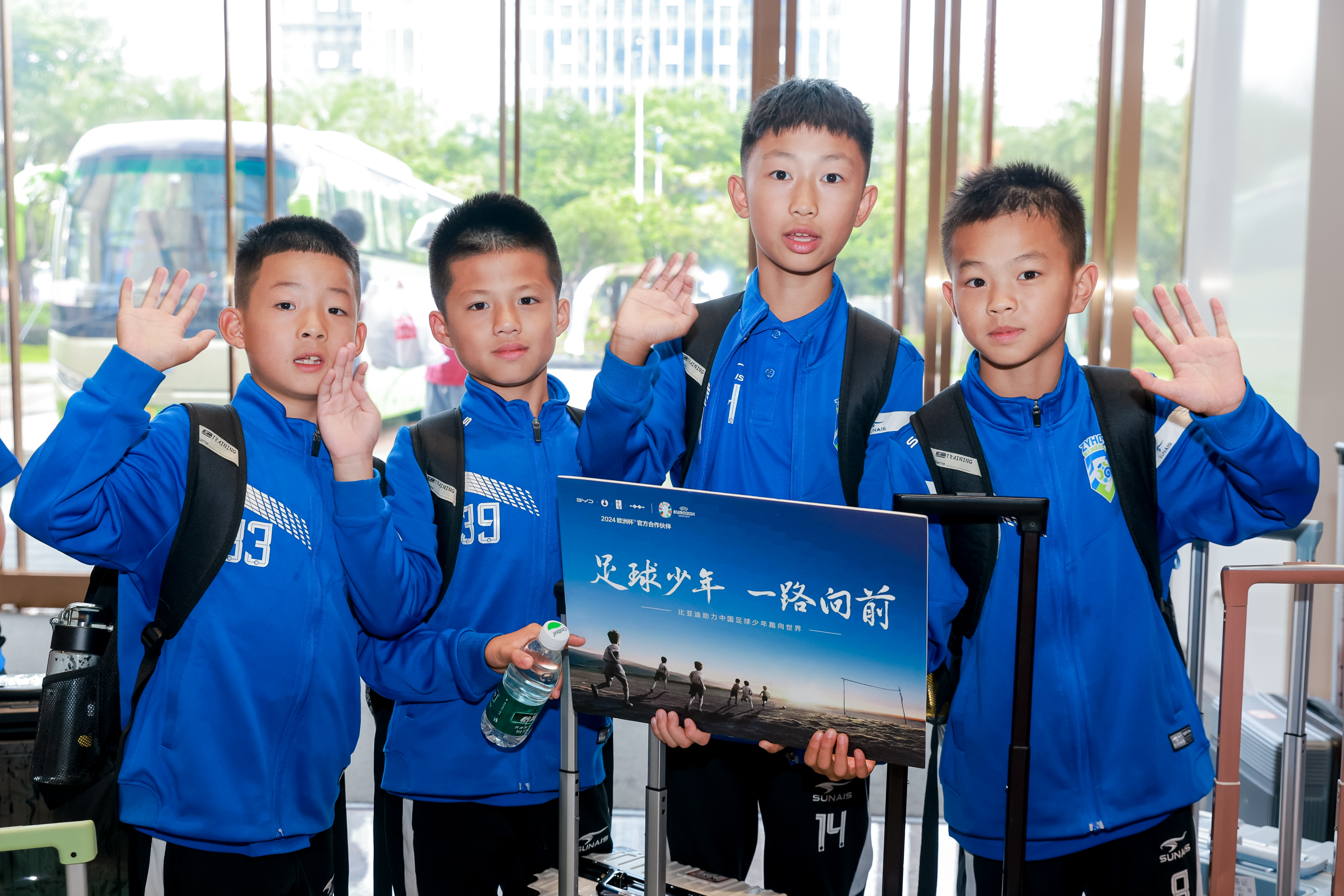 观察｜城市体育经济成为关键词，香港足球盛会启幕，等待后续进展