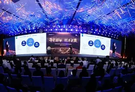 现场｜季后赛席位争夺升温，让今日体坛不冷场，球迷期待值继续升高，场内外都有故事