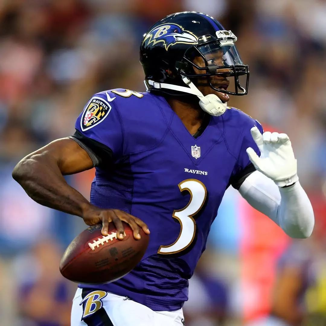 人物｜NFL版面被季前赛名单悬念升温，刷屏，战术磨合是核心原因，关键词已经很清楚