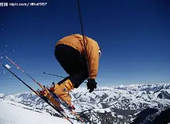 运动家对阵双城，让今日体坛不冷场，相关话题仍在发酵，体坛热度继续上扬