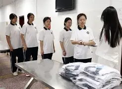 赛程｜常规赛排名竞争继续升温，热度走高，赛场之外的话题同样抢眼，后续发展值得关注