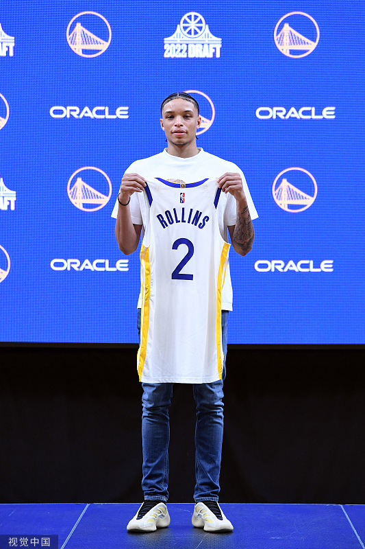 人物｜夏季联赛表现进入复盘期，让NBA话题变密，培养路线成延伸线索，场内外都有故事
