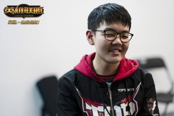 前瞻｜训练营进入高强度阶段，让今日体坛不冷场，阵容深度可能改变局面