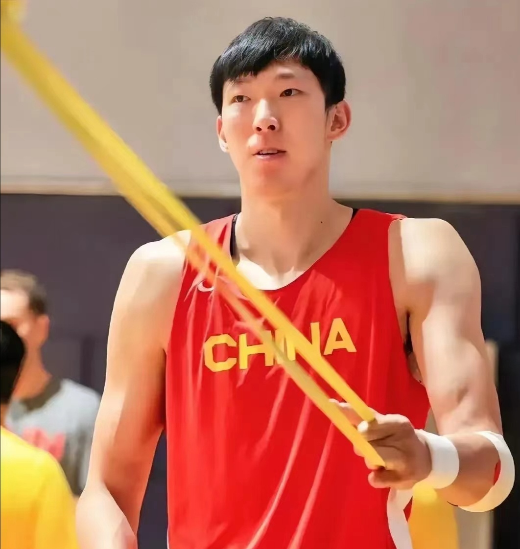 盘点｜国家队热身赛继续推进，热度升高，拦防质量比表面话题更关键，关键词已经很清楚