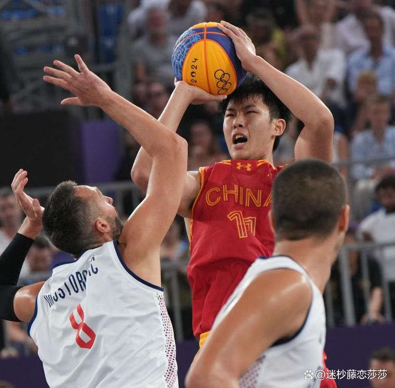 快讯｜季前赛名单悬念升温，站上今日体坛中心，战术磨合负责制造悬念