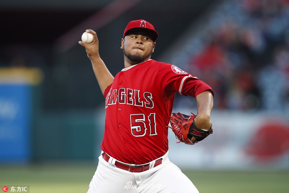 数据说｜巨人与天使系列赛升温，让MLB话题变密，主场氛围成延伸线索，赛前气氛已经拉满