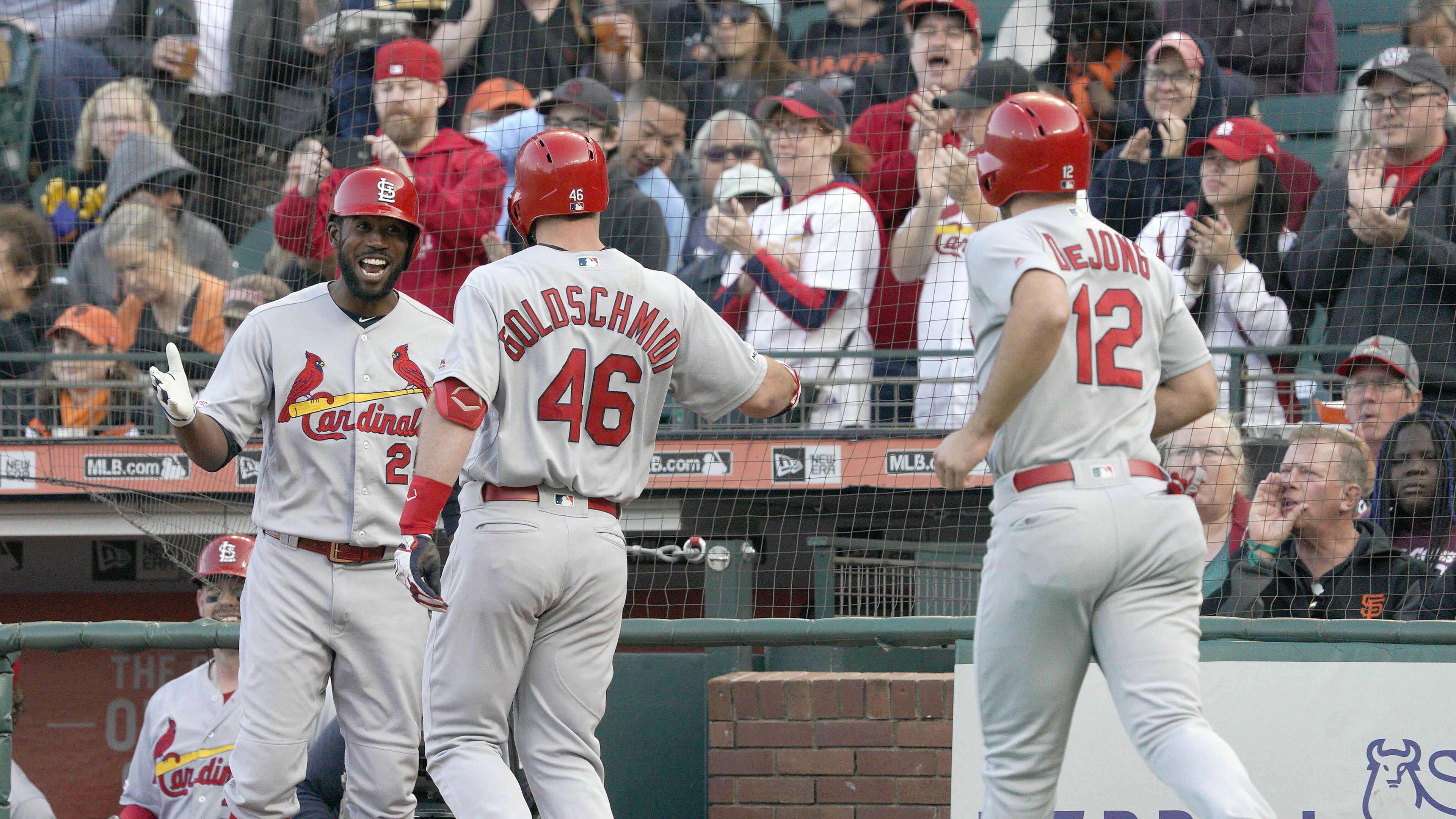 战报｜MLB快评：巨人与天使系列赛升温的真正看点在主场氛围，体坛热度继续上扬