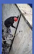 台球先碰到对方的球然后把自己的球打进