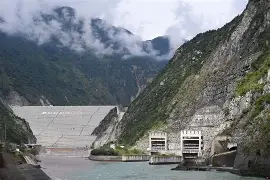 人物｜板球焦点转向投球变化，国际板球赛程进入密集期，持续吸睛，球迷讨论提前升温