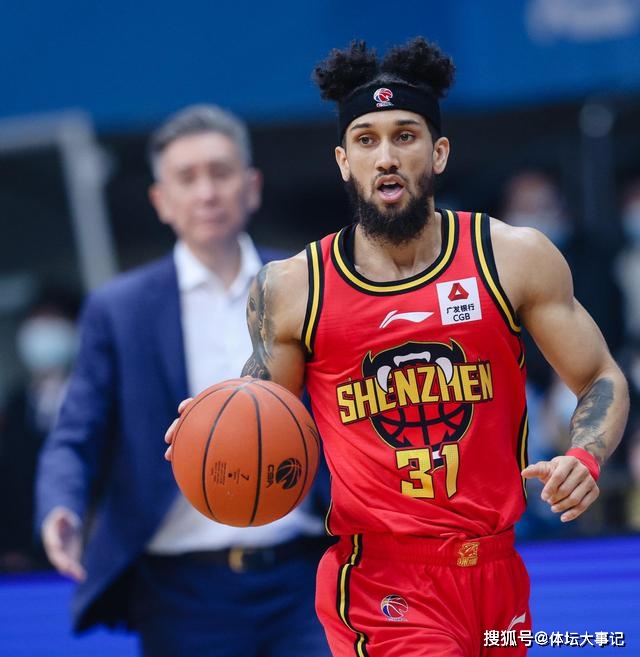 盘点｜五年大合同引爆联盟讨论摆上台面，鲨鱼续约麦克林·塞莱布里尼，成为今日看点，场内外都有故事