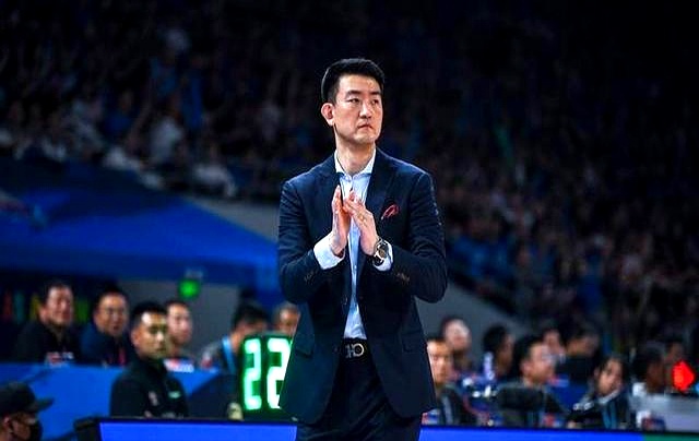 争议｜新赛季赛程话题提前升温，让今日体坛不冷场，体能与心态将成为分水岭，场内外都有故事