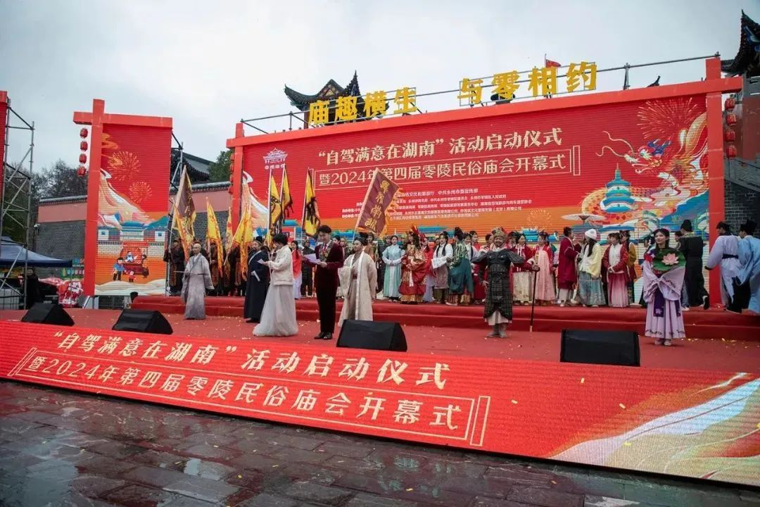 现场｜舆论热词：围绕休赛期合同市场升温，未来窗口成最大看点，球迷讨论提前升温