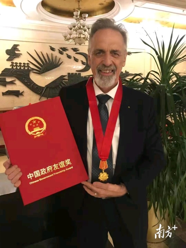 深一度｜训练营进入高强度阶段，登上热搜视野，新秀与老将竞争轮换席位，球迷讨论提前升温