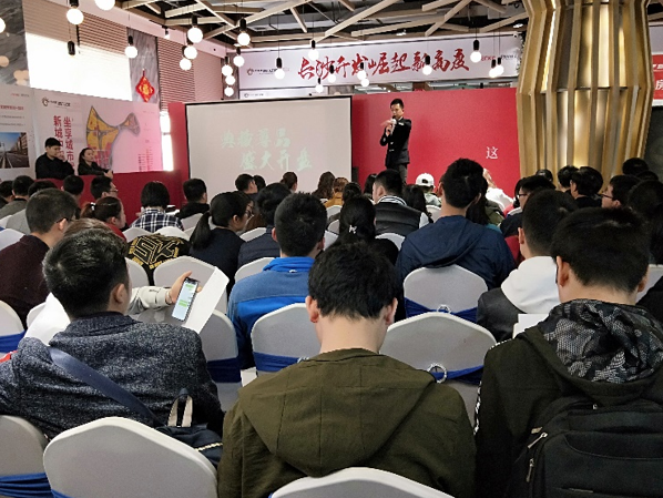 夏窗转会