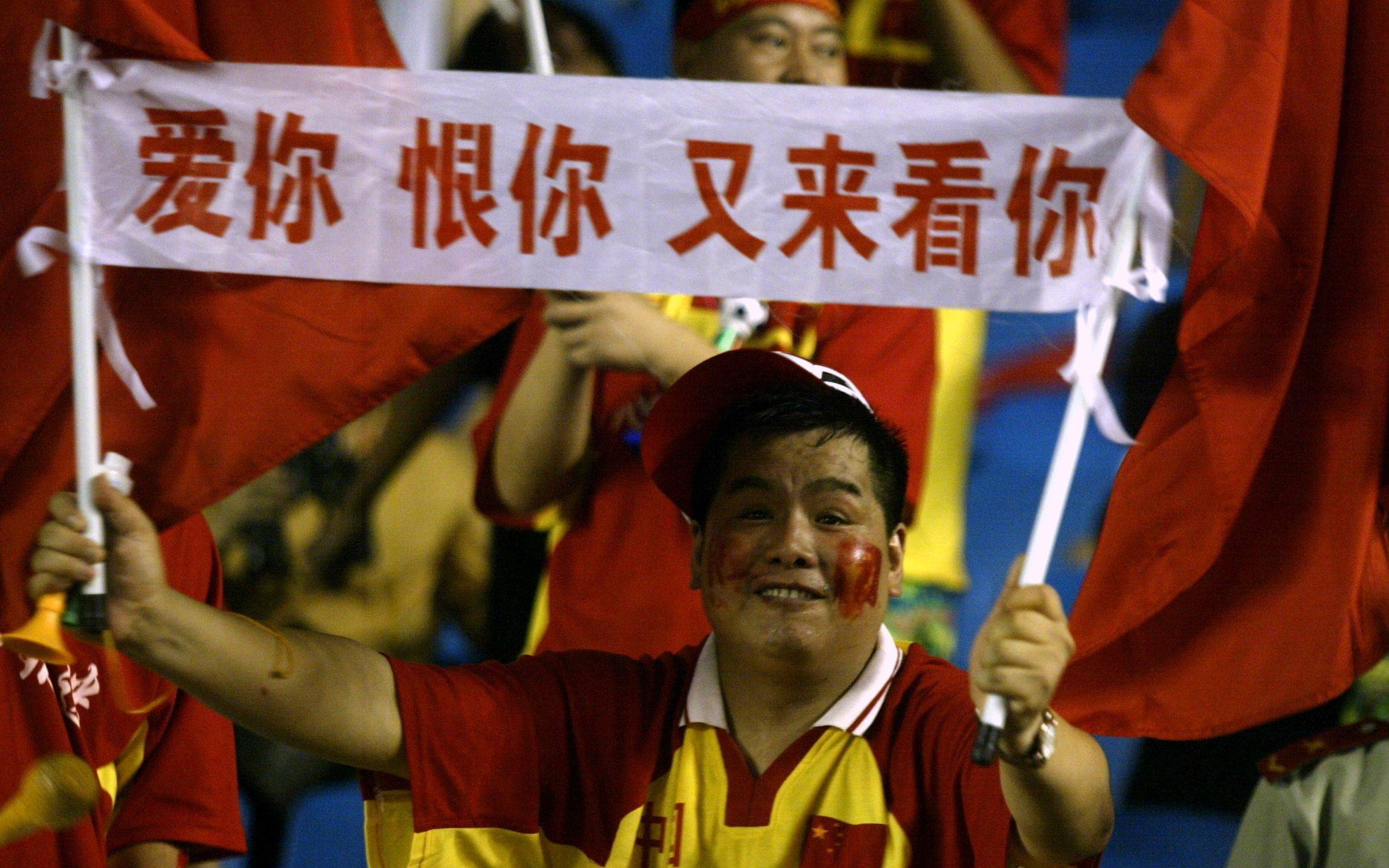 数据说｜国家队热身赛继续推进，站上今日体坛中心，拦防质量负责制造悬念，球迷讨论提前升温
