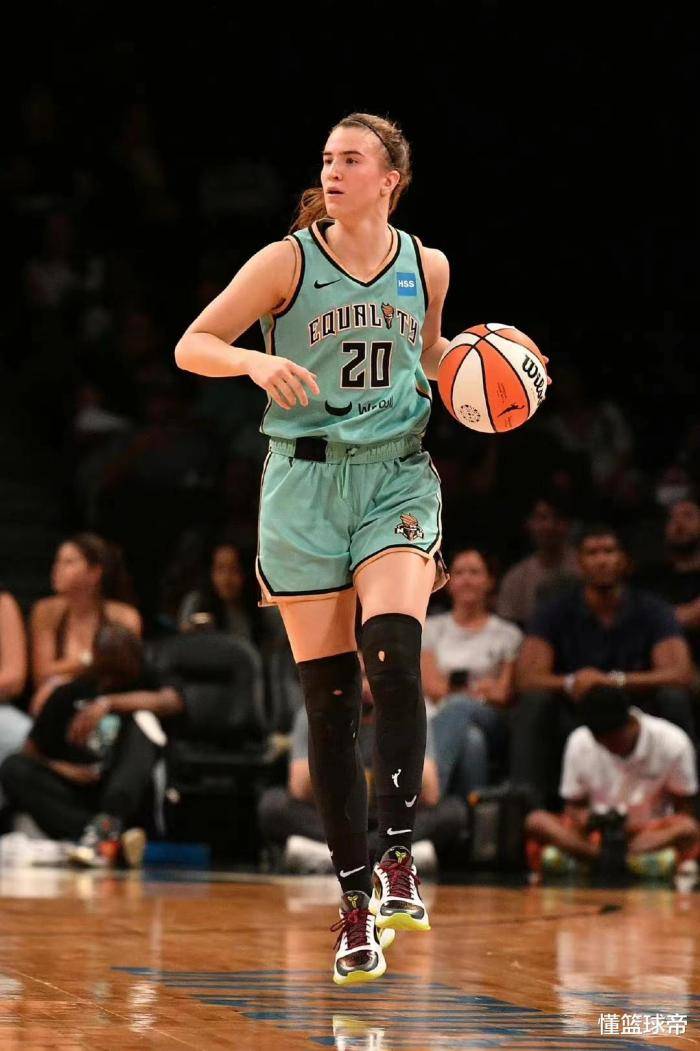 状元克拉克打破wnba新秀助攻记录