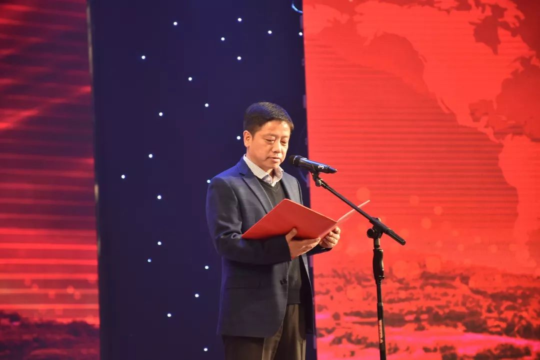 现场｜转播看点：休赛期合同市场升温会否成为今日最大转折？