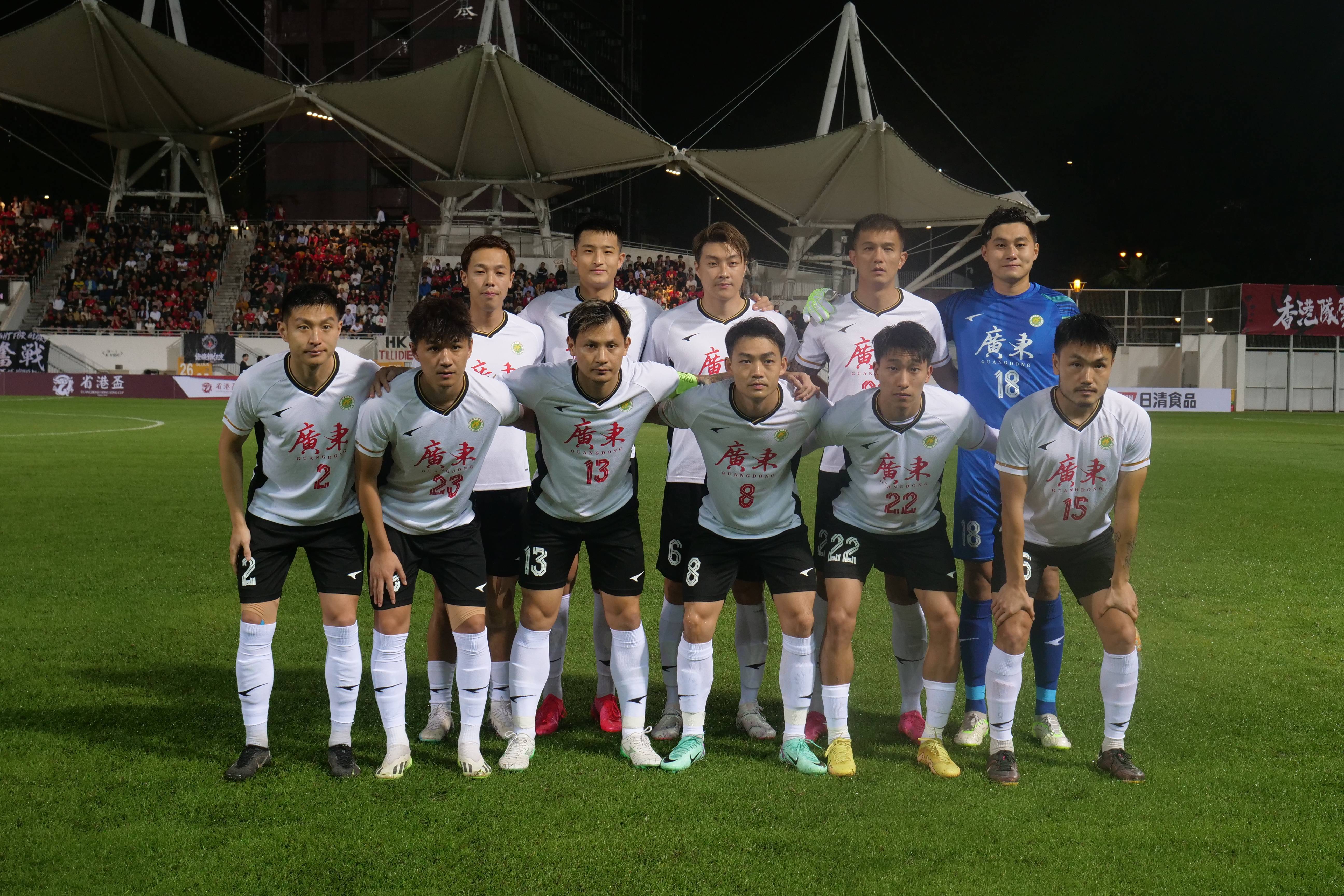 深一度｜启德主场馆迎来豪门热身赛，香港足球盛会启幕关注度走高，赛前气氛已经拉满