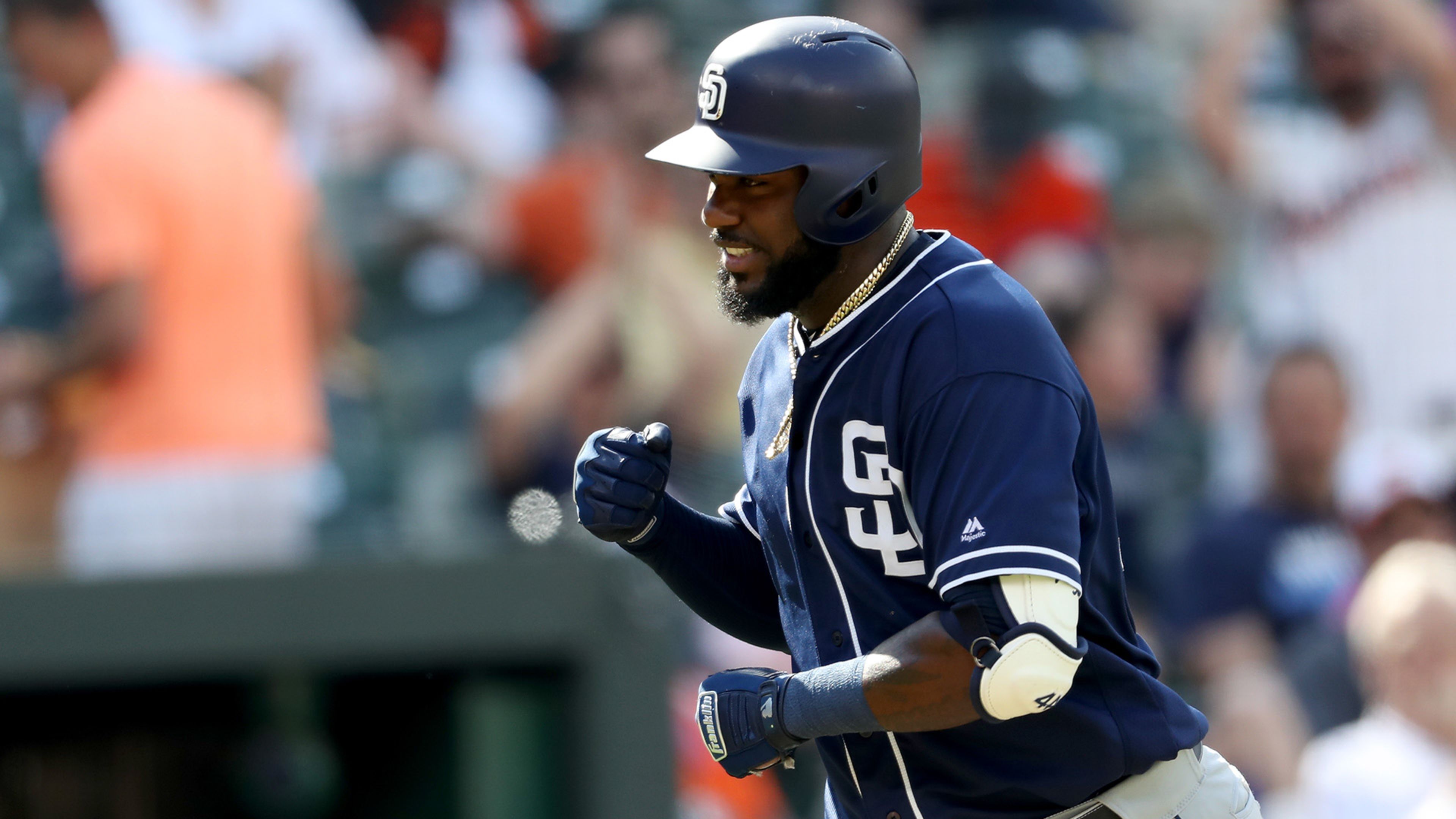 数据说｜光芒迎战守护者，成为今日MLB焦点，美联卡位形势继续紧张，球迷讨论提前升温