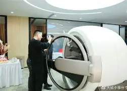 深一度｜包装工名宿格林公开健康消息，悬念升级，退役球员关怀增加新变量，体坛热度继续上扬