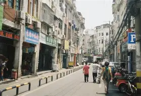 各地发展体育经济的热情高昂